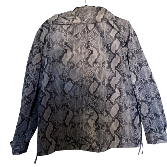 St. John Lightweight Snake Print Double Ruffle Collar Jacket - Picture 3 of 6
